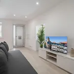 Authentic By Hostwise Holiday home *