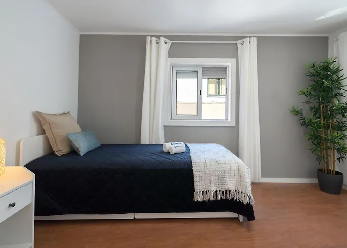 Authentic By Hostwise